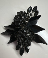 Vintage Weiss Black Rhinestone Japanned Spray Brooch