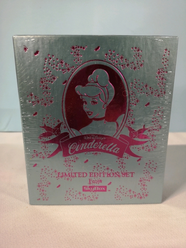 New Disney Cinderella Limited Edition Set from Skybox