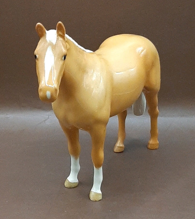 Vintage Beswick Thoroughbred Stallion 5.5#