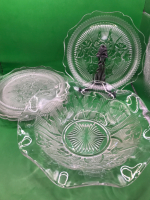Vintage Depression Glass Iris & Herringbone 4 Luncheon Plates 8 inch & 9.5 inch Ruffled Bowl by Jeannette Glass Co
