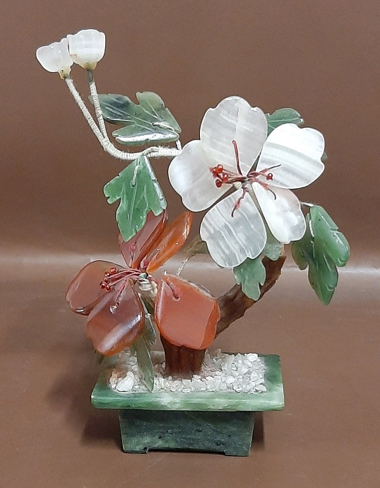 Vintage Jade and Agate Floral Sculpture 5.25"