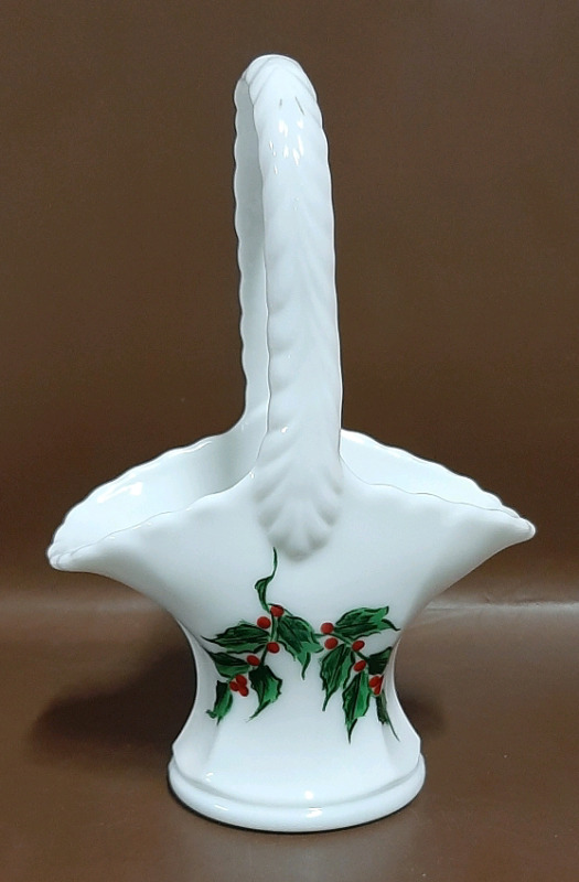 Vintage Westmoreland Milk Glass Basket with Holly 6.75"