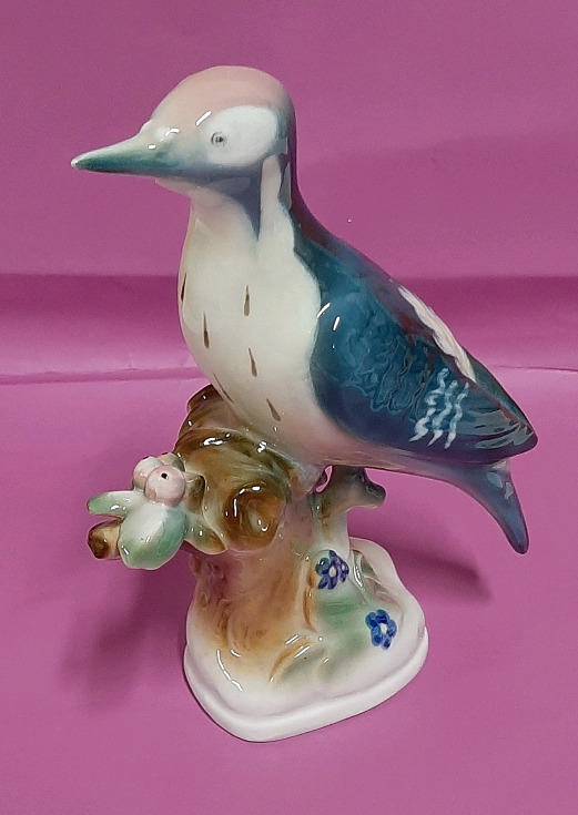 Vintage Zsolnay Pecs Hand Painted Bird Figurine Made in Hungary 6.75"