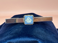 Vintage Stratton Wedgwood Blue Jasperware Tie Bar Clip