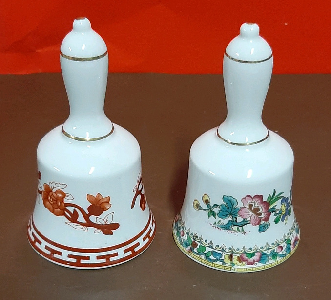 Vintage 2 Coalport Bells Ming Rose and Indian Tree 3.5"