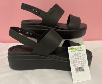 NEW CROCS Brooklyn Low Wedge Black , Women Size 8