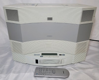 BOSE Acoustic Wave Music System II CD Player AM/FM Radio & Acoustic Wave II Multi-Disc Changer