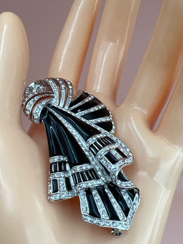Vintage Butler Black Emanel Rhinestone large brooch signed
