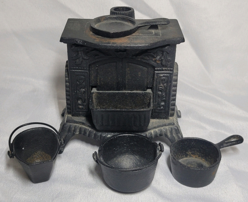 4 1/4" Salesman Sample Size Cast Iron Stove with Pots & Pans
