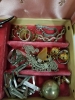 Vintage jewelry box with contents - 4
