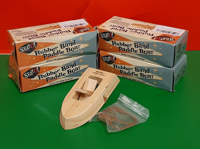 4 New Vintage-Style Rubber Band Paddle Boats 6" Long