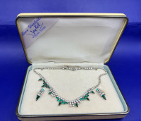 Lace Dentelle Jay Kel Emerald & Clear Rhinestone set Jayflex original Box