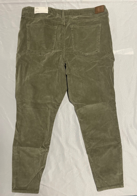 NEW American Eagle Regular High - Rise Jeggings Stretch size 20 35W