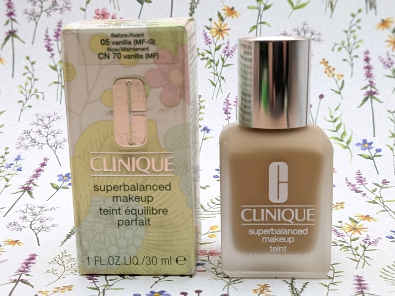 New CLINIQUE Superbalanced Makeup: Color CN70 Vanilla (30ml).