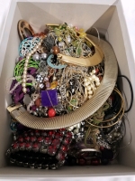 Crafters jewelry lot