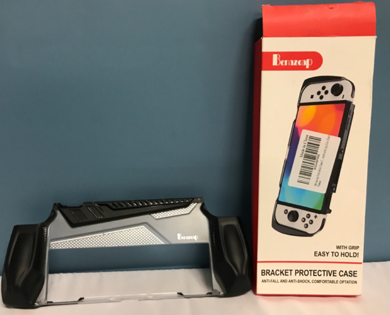 Benazcap Dockable Switch Case