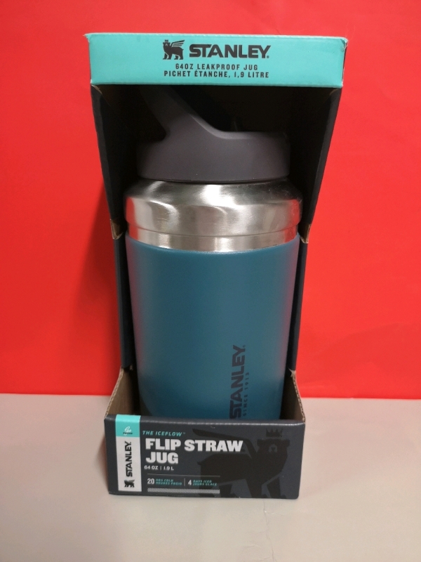 New STANLEY Flip Straw Jug 64oz Leakproof Jug