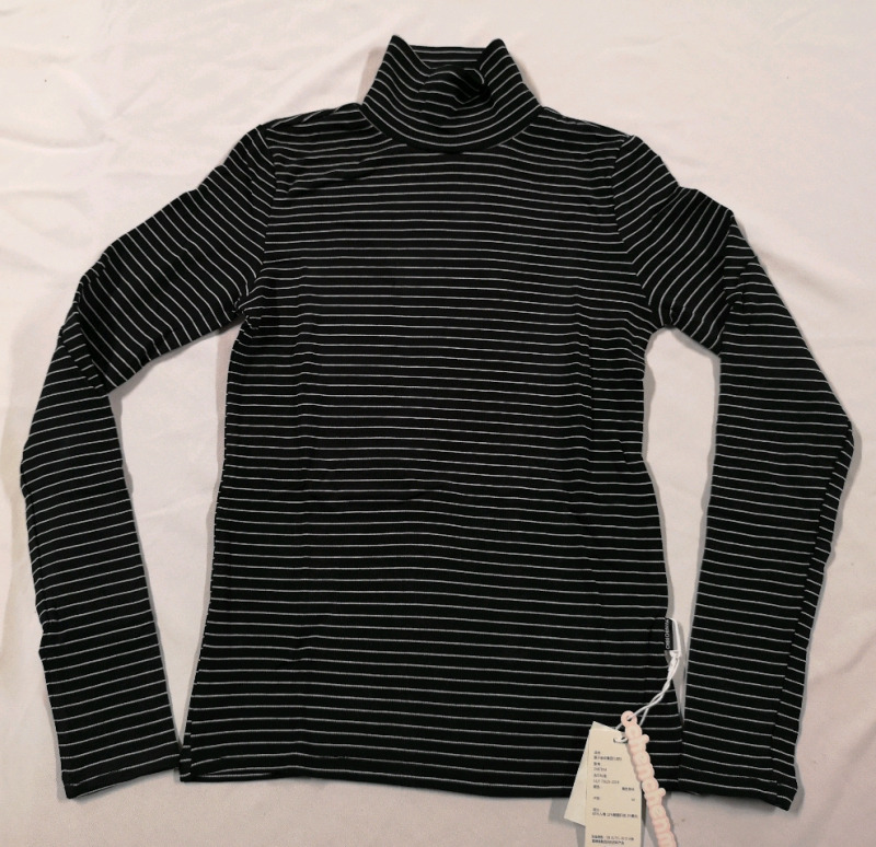 New Chenchenma sz Medium Youth Turtleneck Top