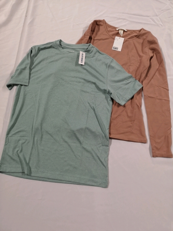 2 New H&M and Old Navy Small Women's Tops