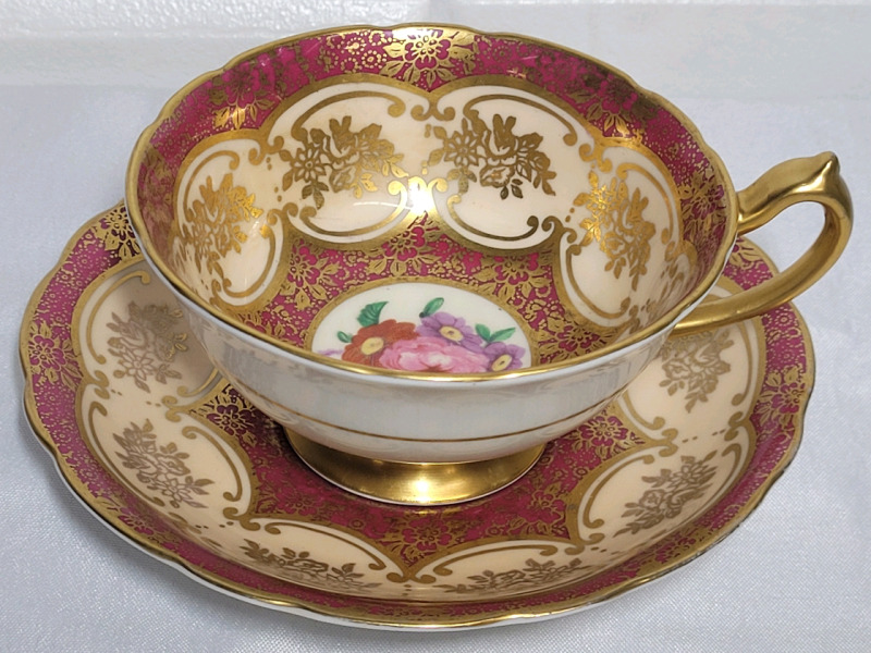 Vintage Paragon Rose Red & Gold Double Warrant Cup & Saucer , Both Ring True