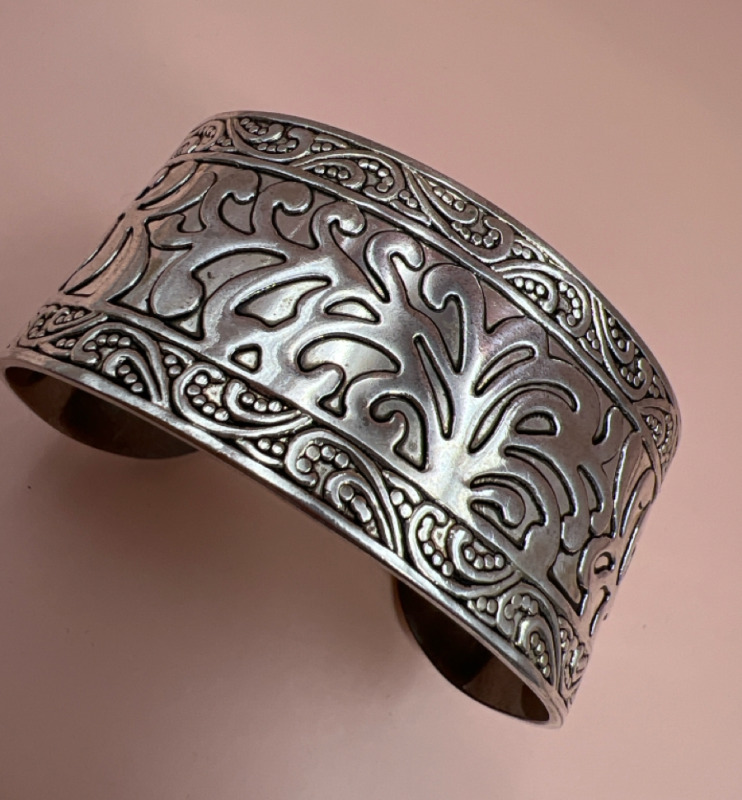 Wide Silver Tone Engaved Bracelet Cuff