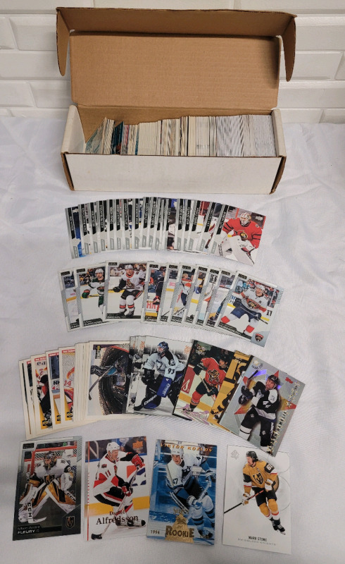 1995 - 2021 NHL Hockey Trading Card Singles , 440 Cards No Doubles