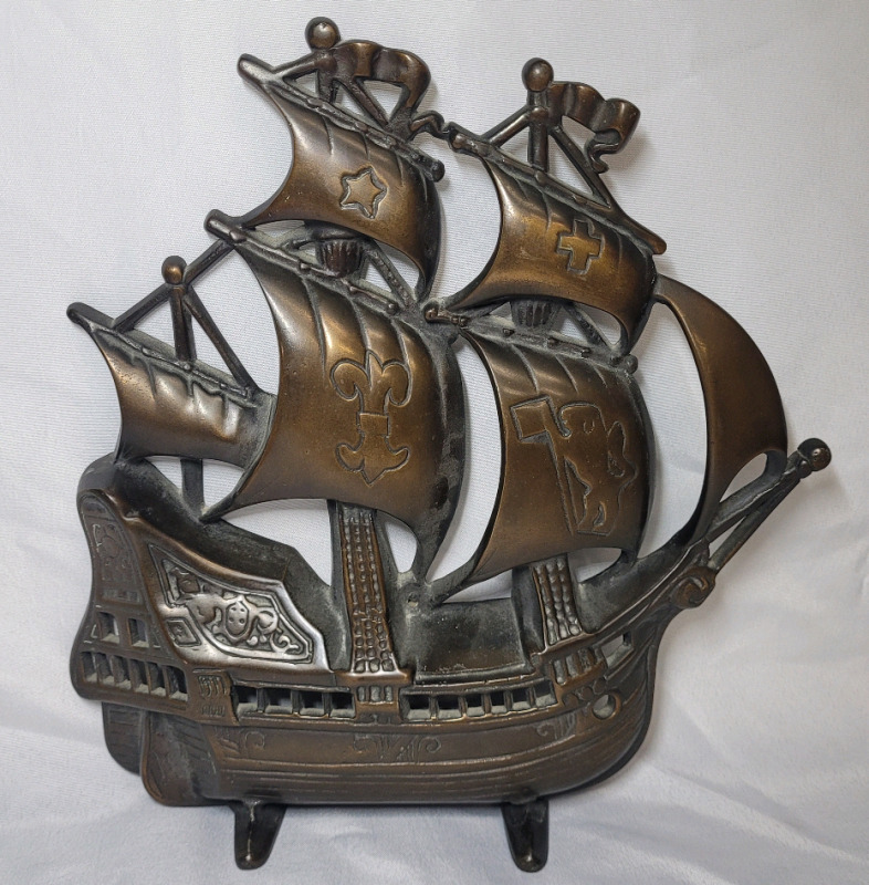 Florentine Lamps Co. Cast Iron Sailing Ship Home Decor Mantle / Shelf Art
