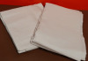 New 2 Twin Microfibre Flat Sheets and 2 Plush Pillow Covers 18 x 17.5" - 2