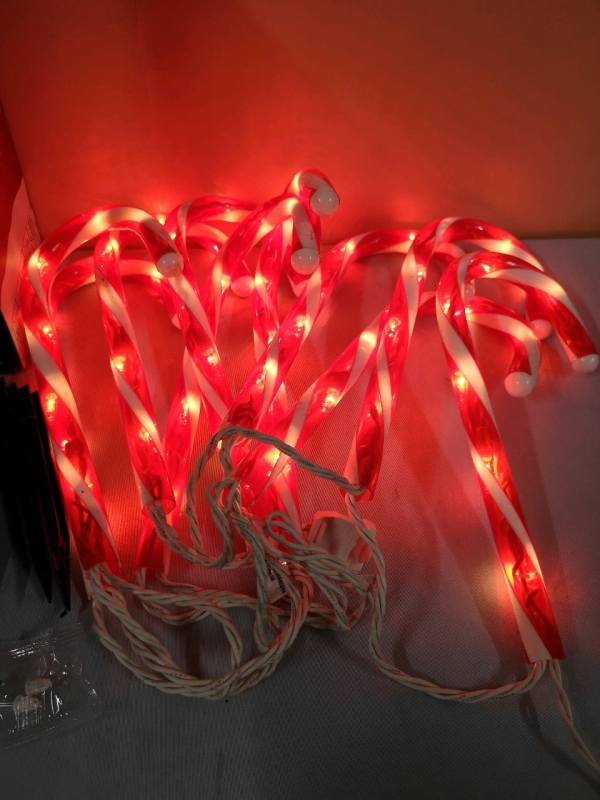 10 Christmas Candy Cane Pathway Marker Lights - working