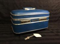 Vintage Laurentian Over Night Travel Case