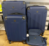 5 Piece Travelers Club Luggage Set