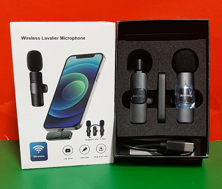 New Wireless Lavalier Microphone with Bluetooth