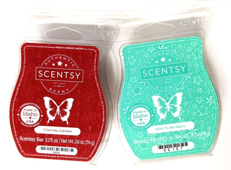 2 New SCENTSY Bars : Mint to be Merry & Cherries Jubilee 74g ea