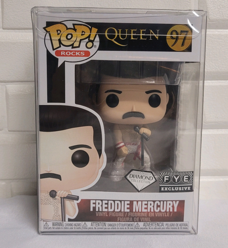 Funko Pop! ' Queen : Freddie Mercury ' Diamond Collection FYE Exclusive