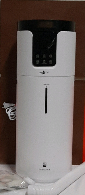 16L CooMist Humidifier with Essential Oil Tray and Extension Tube. Can take care of 2000 square feet. 25" high