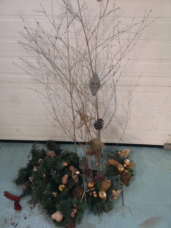 Christmas Decorations - Garland +
