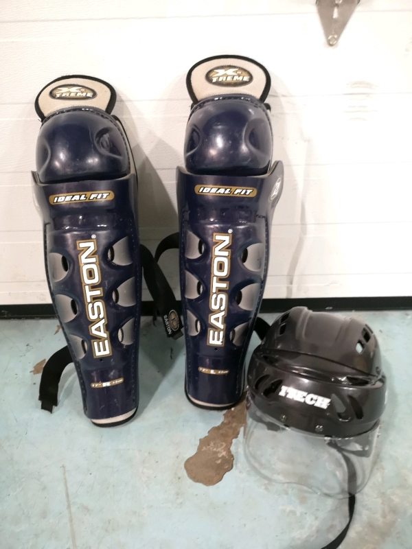 Easton Baseball Catcher Pads & Itech Hockey Helmet