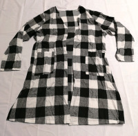 New Women's sz 1XL Top