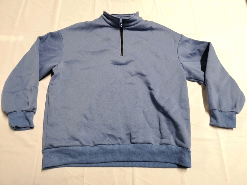 New Sweatshirt sz XL