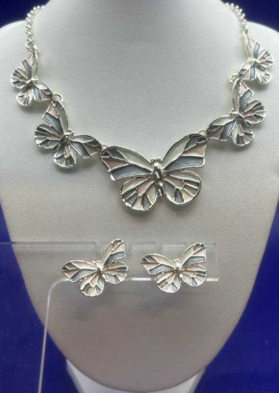 Butterfly Enamel Silver Necklace Set