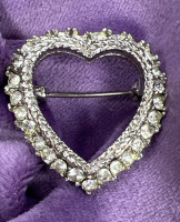 Vintage Sphinx Signed Open Heart Rhinestone Brooch # A44