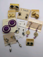 10 Pairs of Vintage Earrings - Jade earrings
