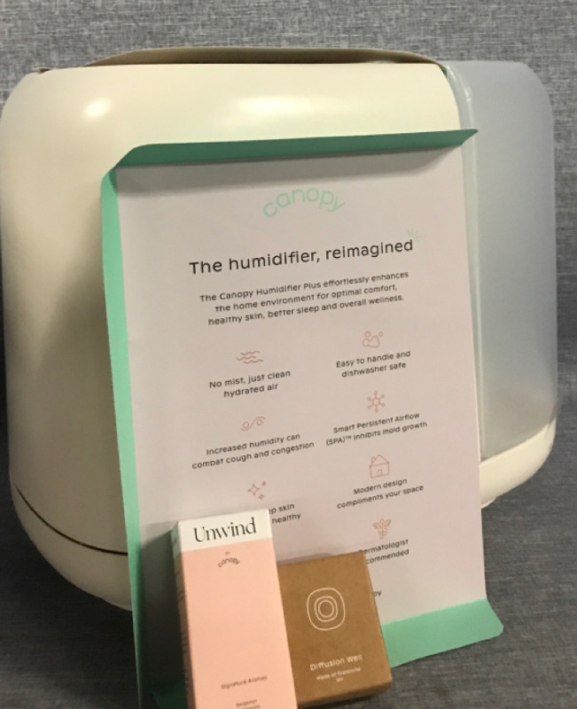 Canopy Humidifier for Skin Hydration