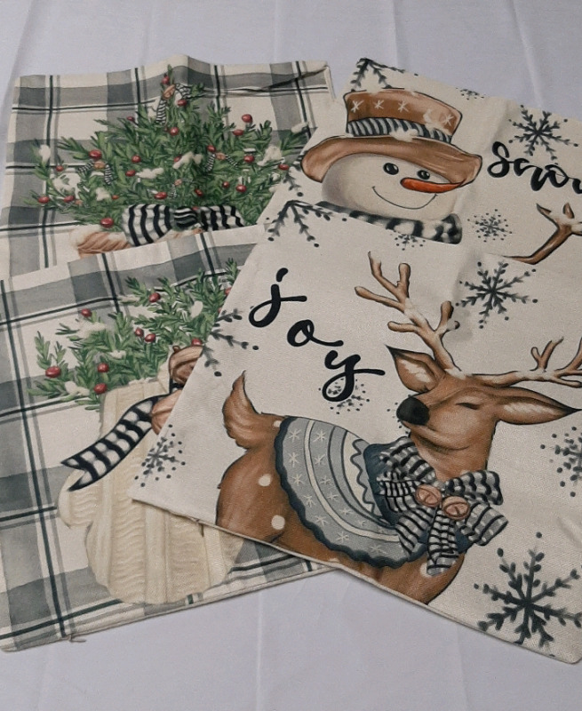 4 Christmas Pillow Covers 17.75 x 17.75"