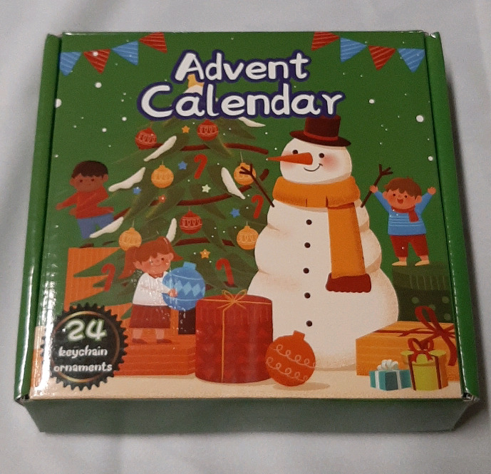 Advent Calendar with 24 Keychain Ornaments