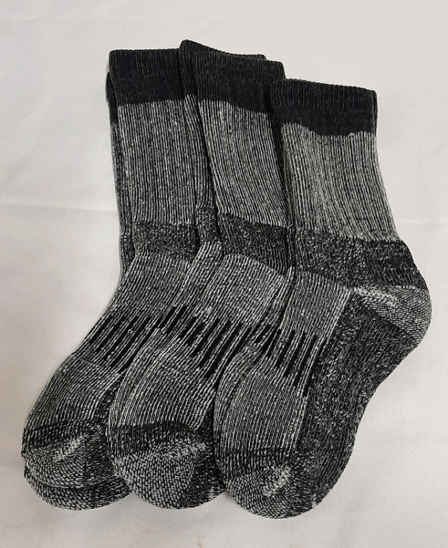 3 Pair of Ladies or Youth Hiking Socks Wool Blend Size 7 to 9