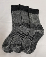 3 Pair of Ladies or Youth Hiking Socks Wool Blend Size 7 to 9