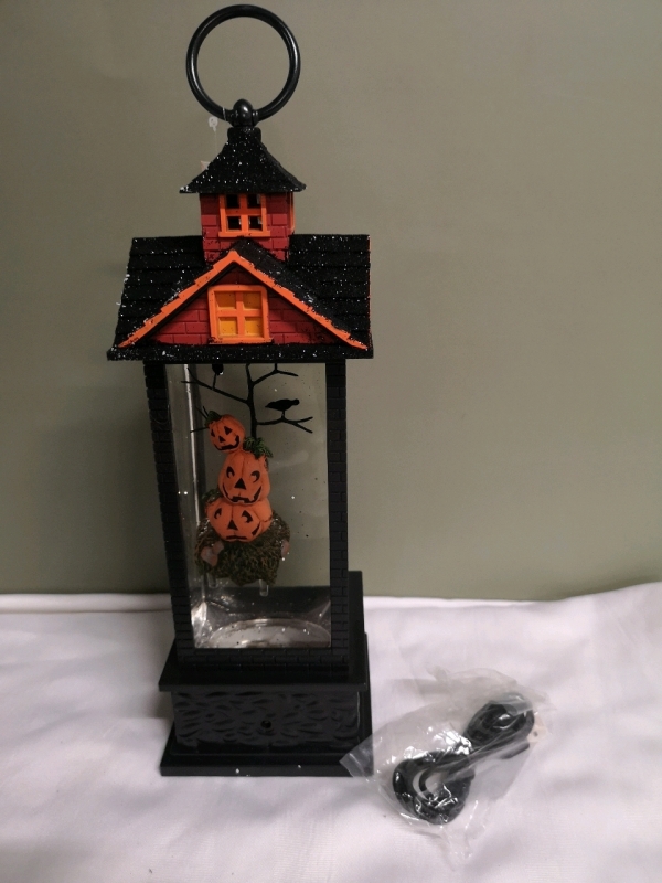 LED Lantern with Jack-O-Lantern inside - Working
