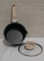 1.5 Quart Granite Carote Saucepan with Lid