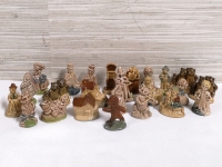 24 Vintage Wade Nursery Rhyme Figures Gingerbread man - Made in England